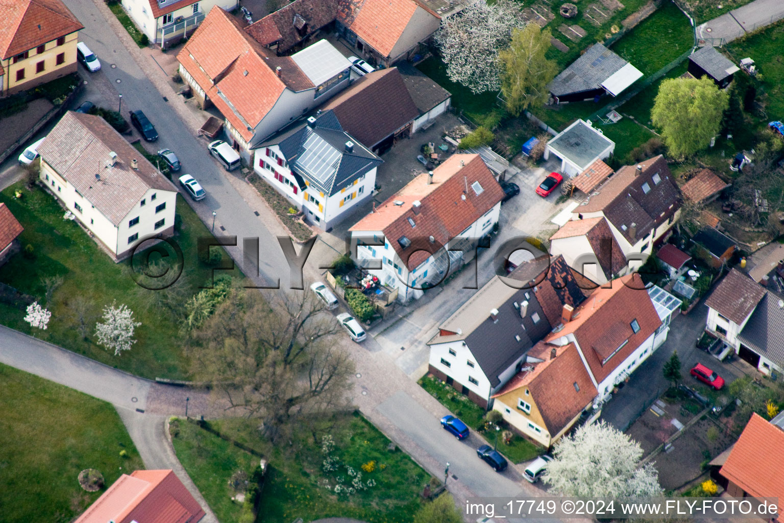 Ortsteil Schöllbronn in Ettlingen im Bundesland Baden-Württemberg, Deutschland von oben gesehen