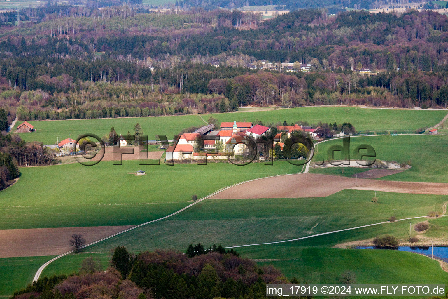 Luftbild von Justizvollzugsanstalt Landsberg am Lech in Andechs im Bundesland Bayern, Deutschland