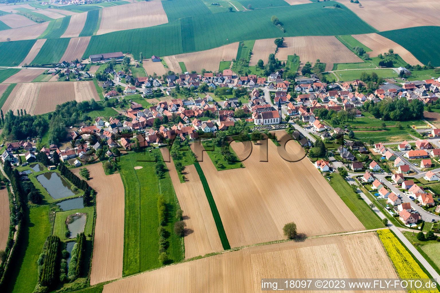 Luftaufnahme von Stundwiller im Bundesland Bas-Rhin, Frankreich