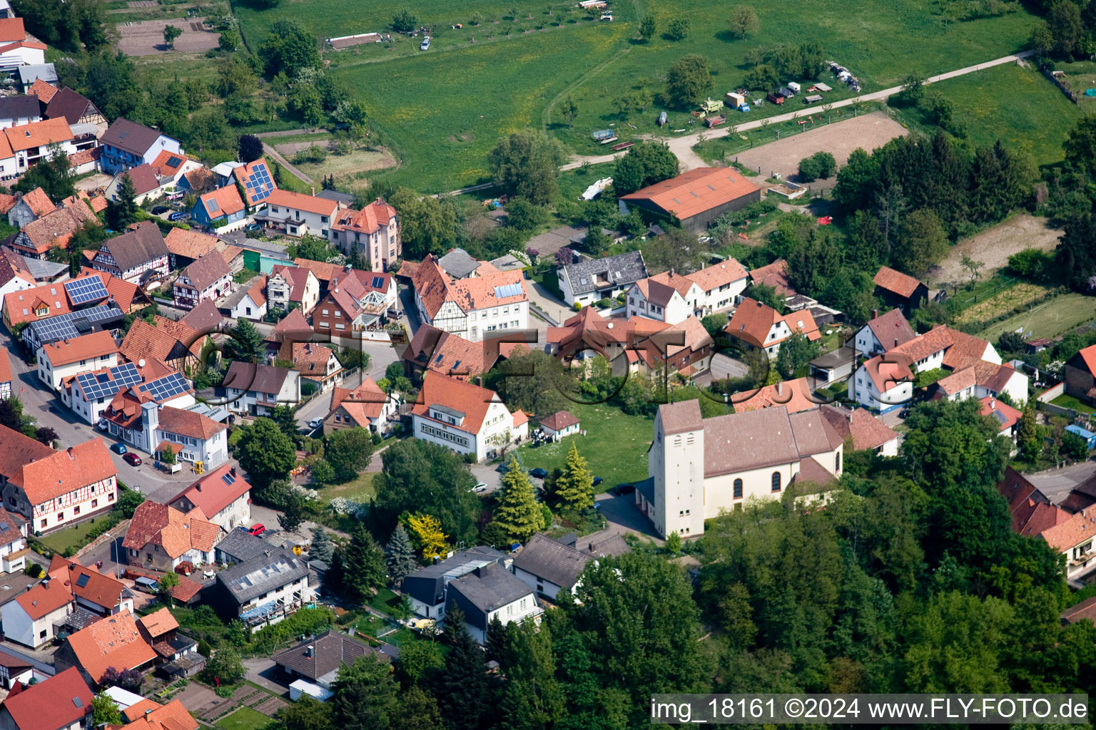 Lauterbourg (Elsass) im Bundesland Bas-Rhin, Frankreich von oben gesehen