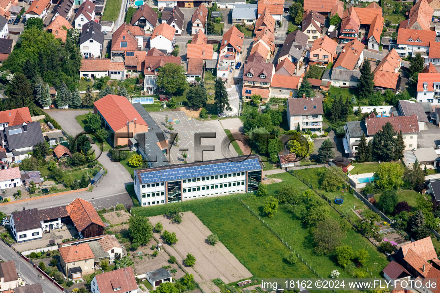 Lauterbourg (Elsass) im Bundesland Bas-Rhin, Frankreich vom Flugzeug aus