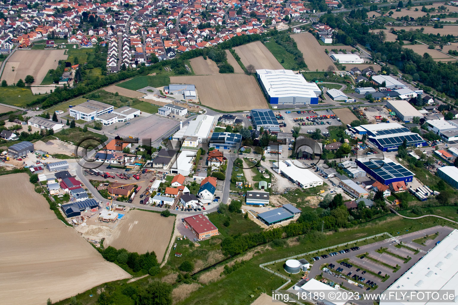 Luftaufnahme von Hagenbach, Industriegebiet im Bundesland Rheinland-Pfalz, Deutschland