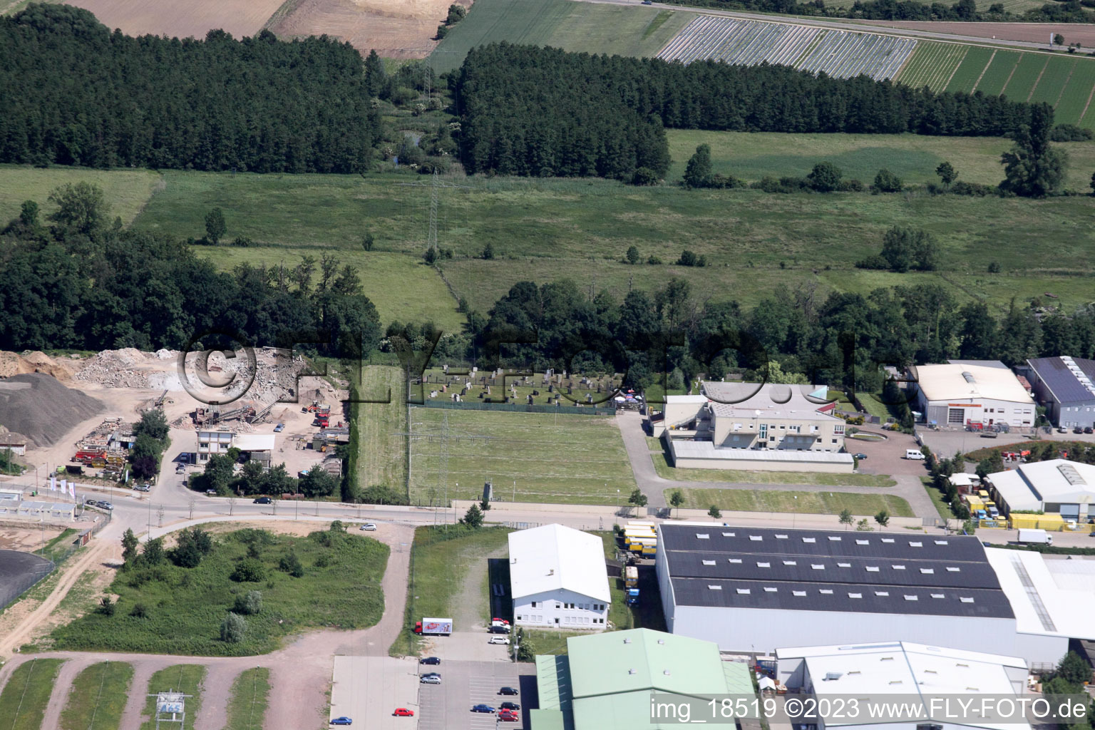 Minderslachen, Zufall Logistik-Center in Kandel im Bundesland Rheinland-Pfalz, Deutschland aus der Vogelperspektive