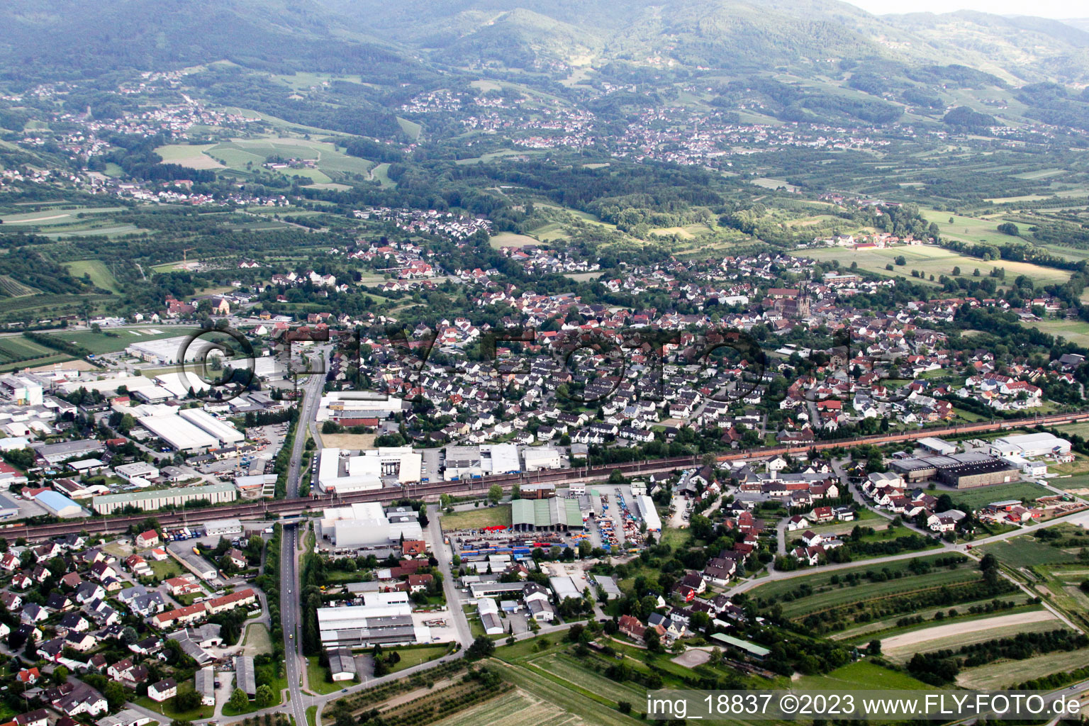 Luftaufnahme von Ottersweier im Bundesland Baden-Württemberg, Deutschland