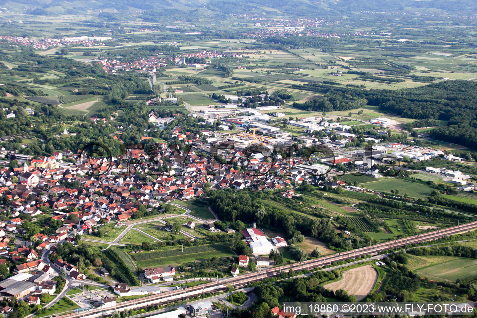 Renchen im Bundesland Baden-Württemberg, Deutschland aus der Luft