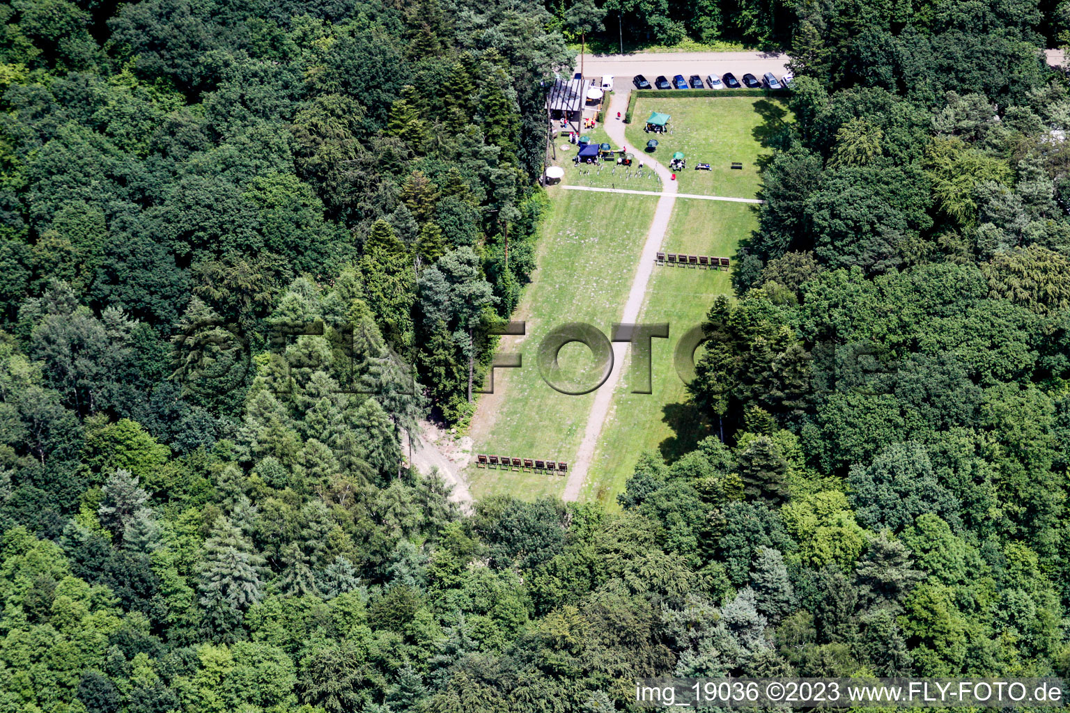 Luftbild von Kandel, Bogenschützen im Bundesland Rheinland-Pfalz, Deutschland