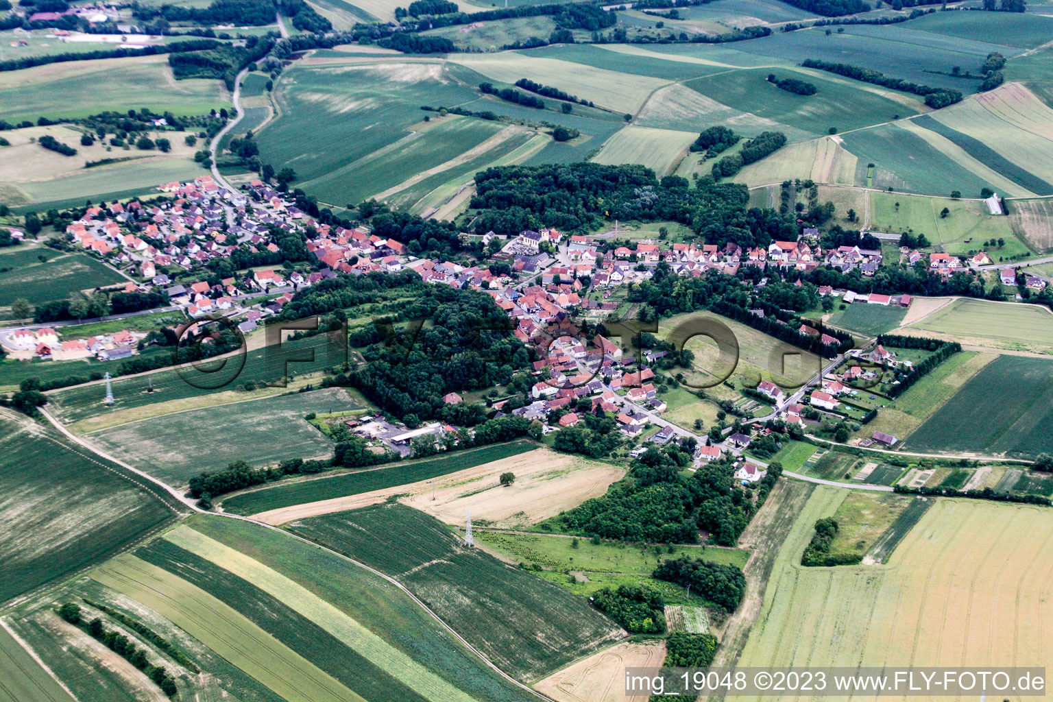 Niederlauterbach im Bundesland Bas-Rhin, Frankreich aus der Luft
