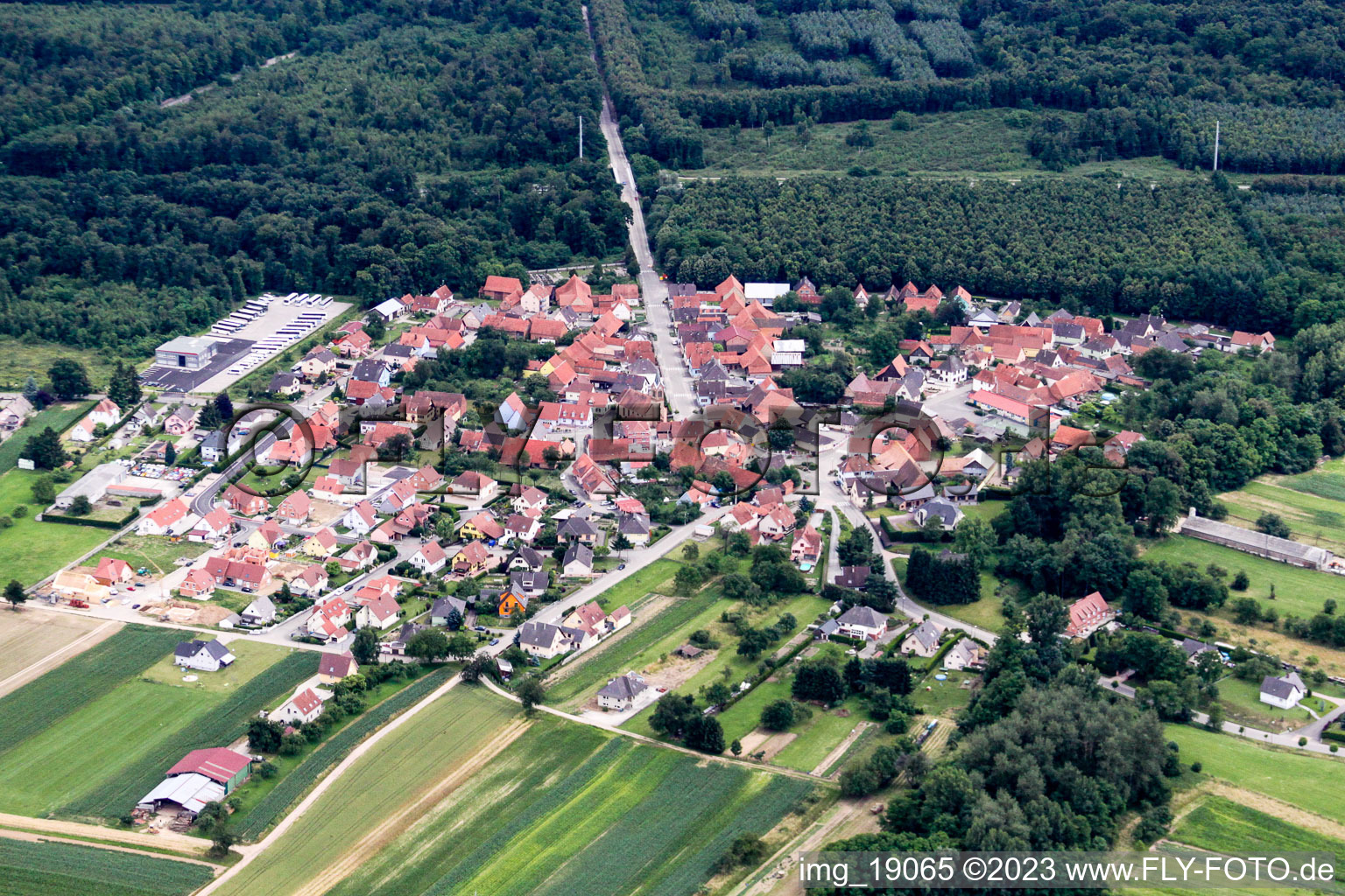Schaffhouse-près-Seltz im Bundesland Bas-Rhin, Frankreich aus der Luft