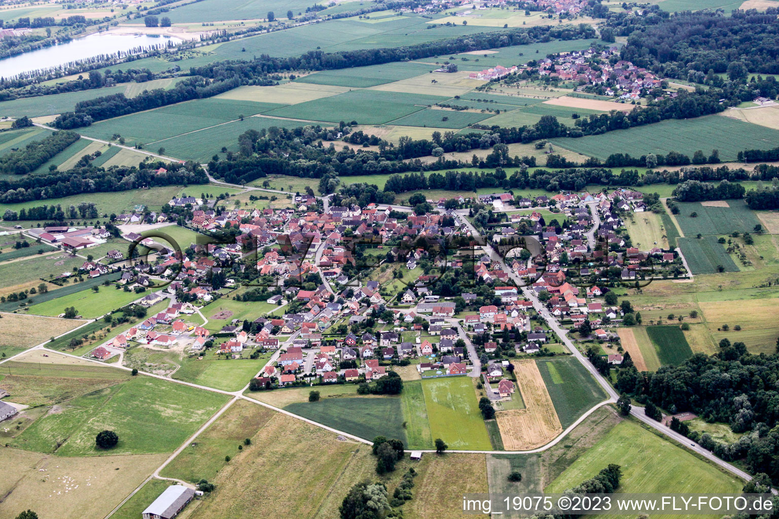 Luftaufnahme von Forstfeld (Elsass) im Bundesland Bas-Rhin, Frankreich