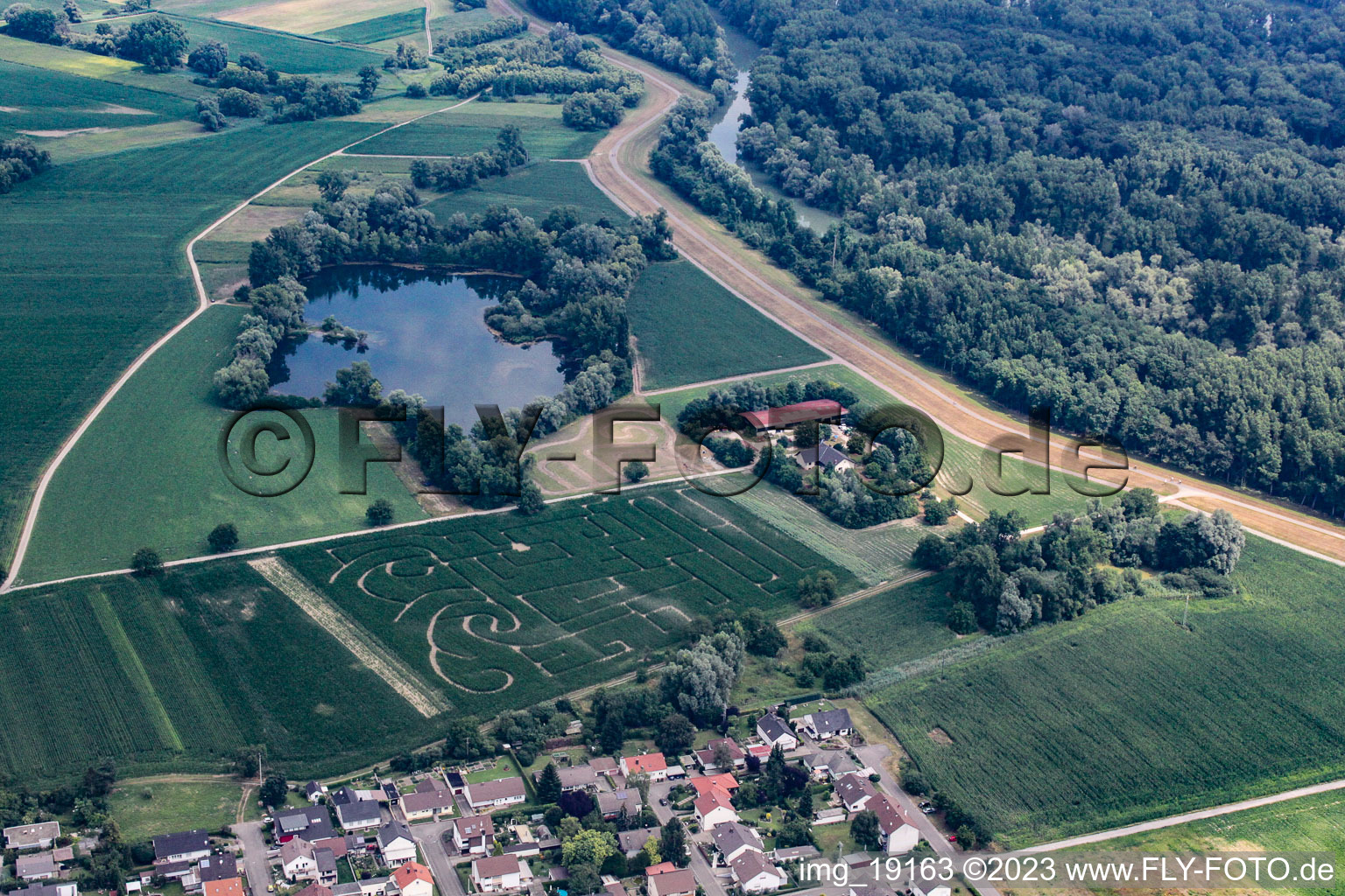 Leimersheim im Bundesland Rheinland-Pfalz, Deutschland vom Flugzeug aus