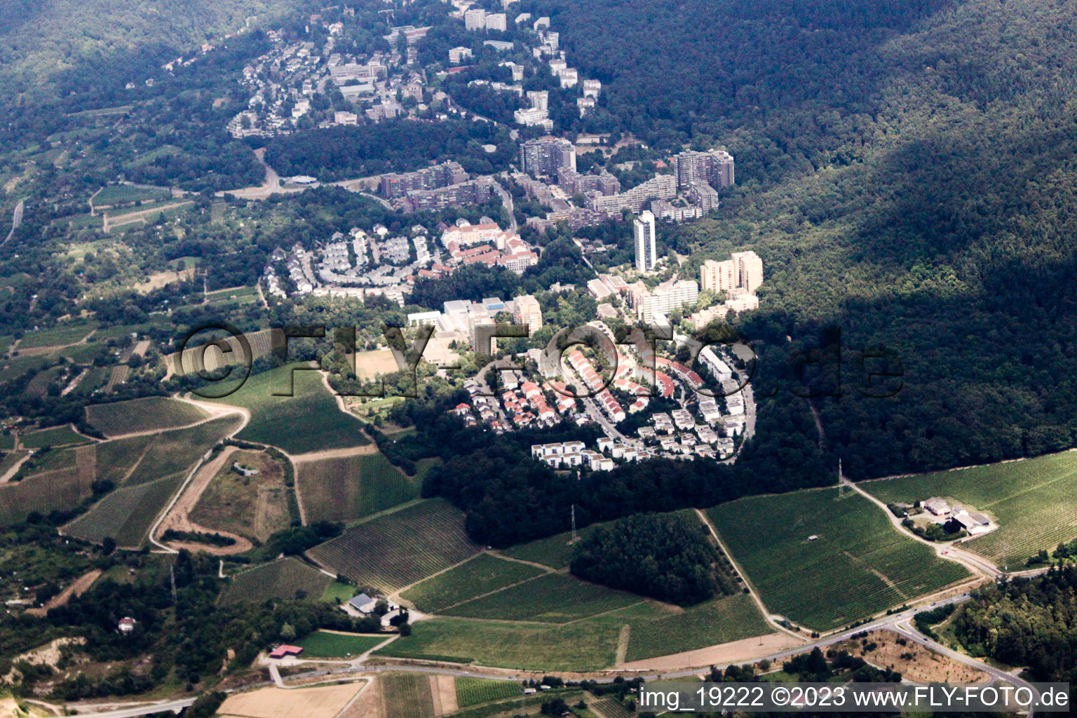 Luftbild von Ortsansicht der Ortsteile Boxberg und Emmertsgrund-Süd am Hang der südlichen Bergstraße in Heidelberg im Bundesland Baden-Württemberg, Deutschland