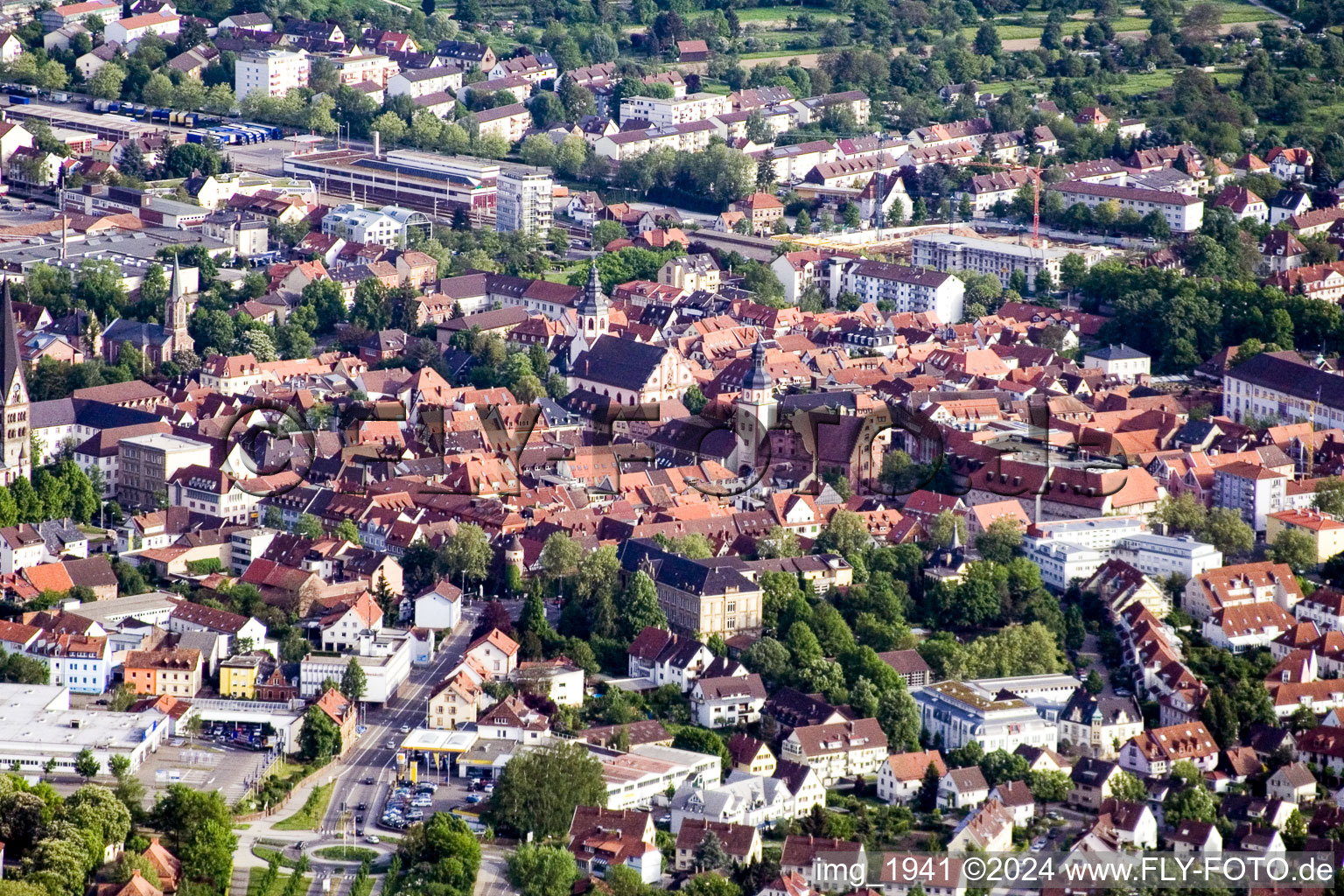 Altstadtbereich und Innenstadtzentrum in Ettlingen im Bundesland Baden-Württemberg, Deutschland