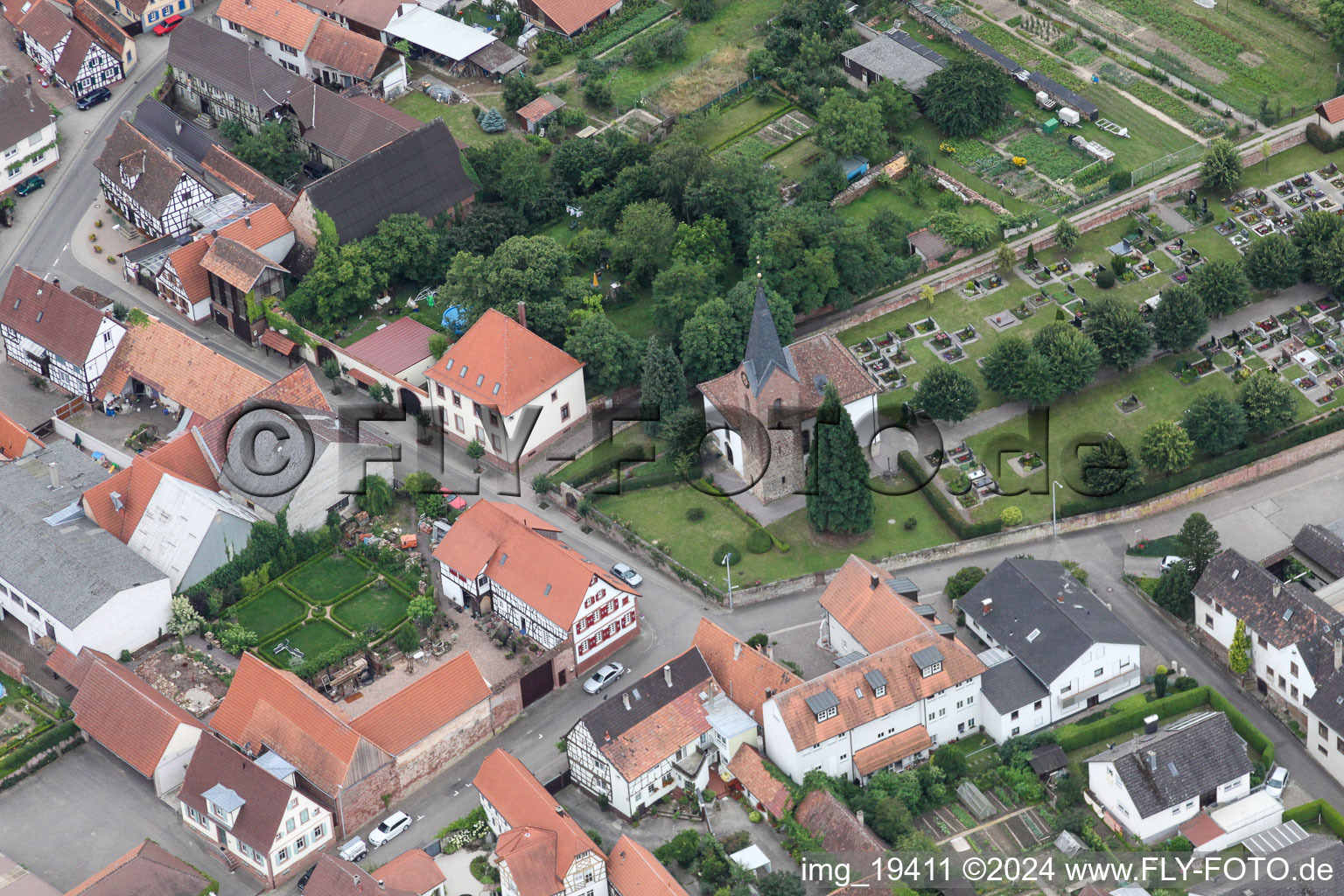 Winden,Friedhof im Bundesland Rheinland-Pfalz, Deutschland