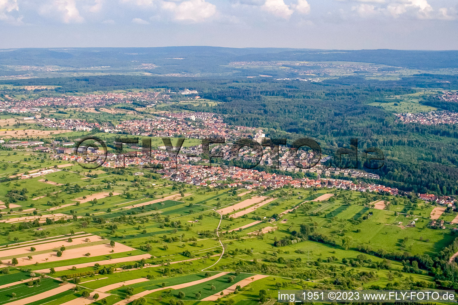 Luftbild von Ortsteil Busenbach in Waldbronn im Bundesland Baden-Württemberg, Deutschland