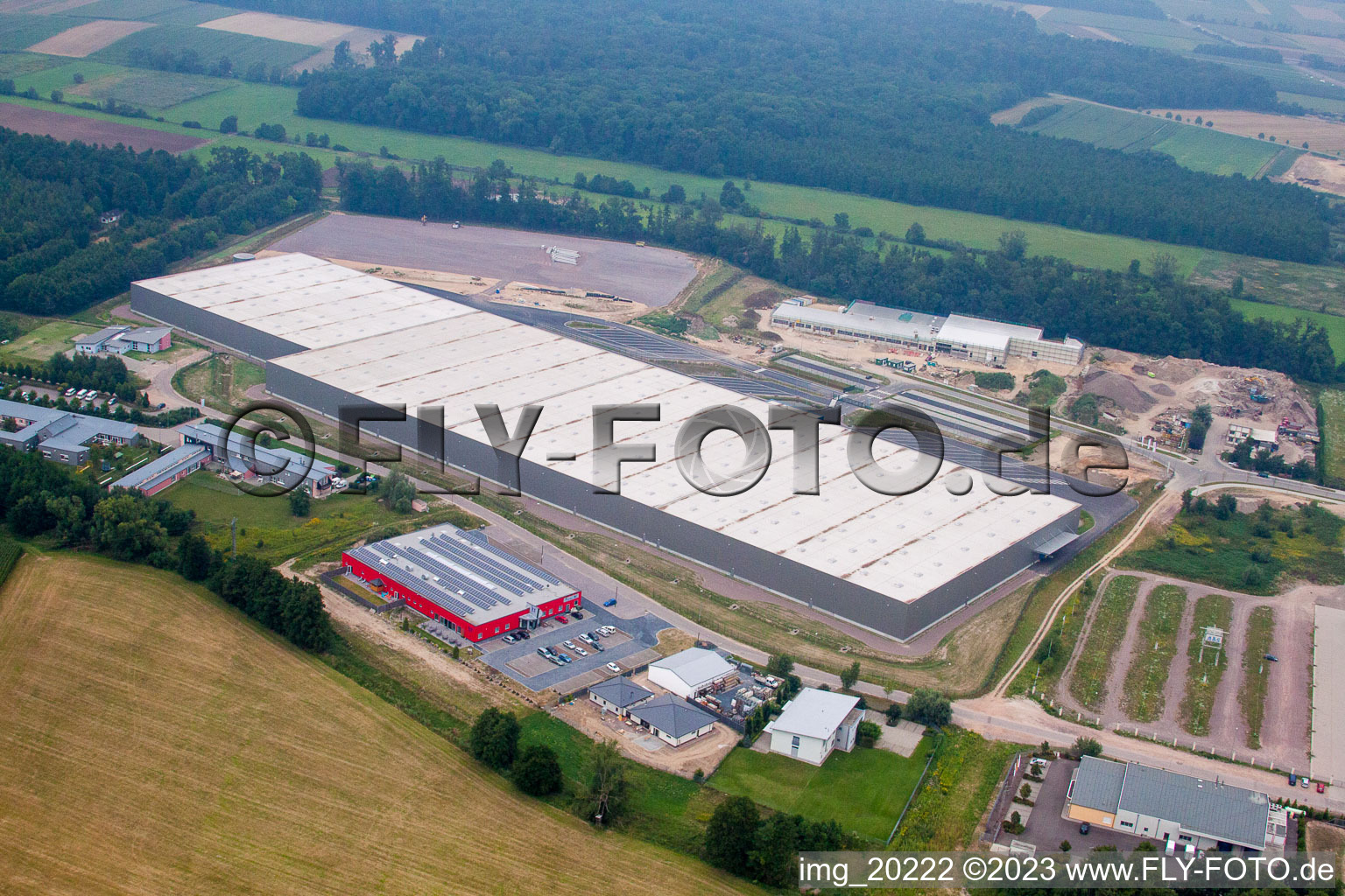 Luftaufnahme von Minderslachen, Gewerbegebiet Horst, Zufall Logistik Center in Kandel im Bundesland Rheinland-Pfalz, Deutschland