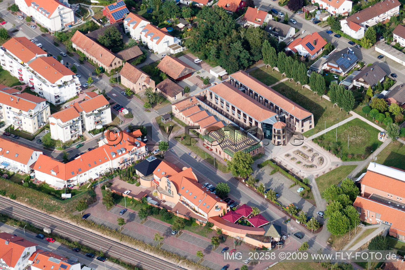 Luftbild von Jockgrim, Ziegeleimuseum im Bundesland Rheinland-Pfalz, Deutschland