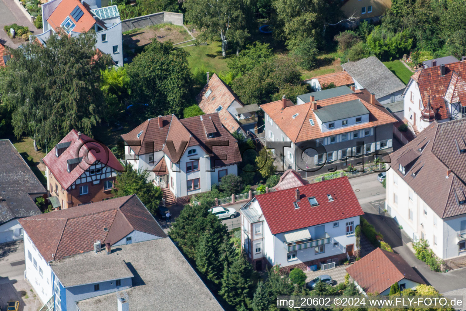 Schrägluftbild von Bismarckstr in Kandel im Bundesland Rheinland-Pfalz, Deutschland