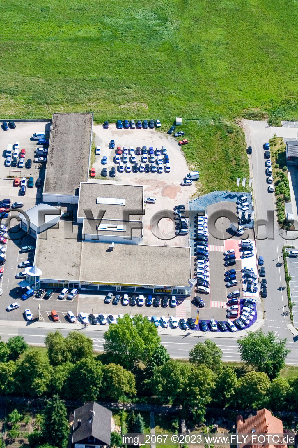 Kandel, Fa. Opel Tretter im Bundesland Rheinland-Pfalz, Deutschland