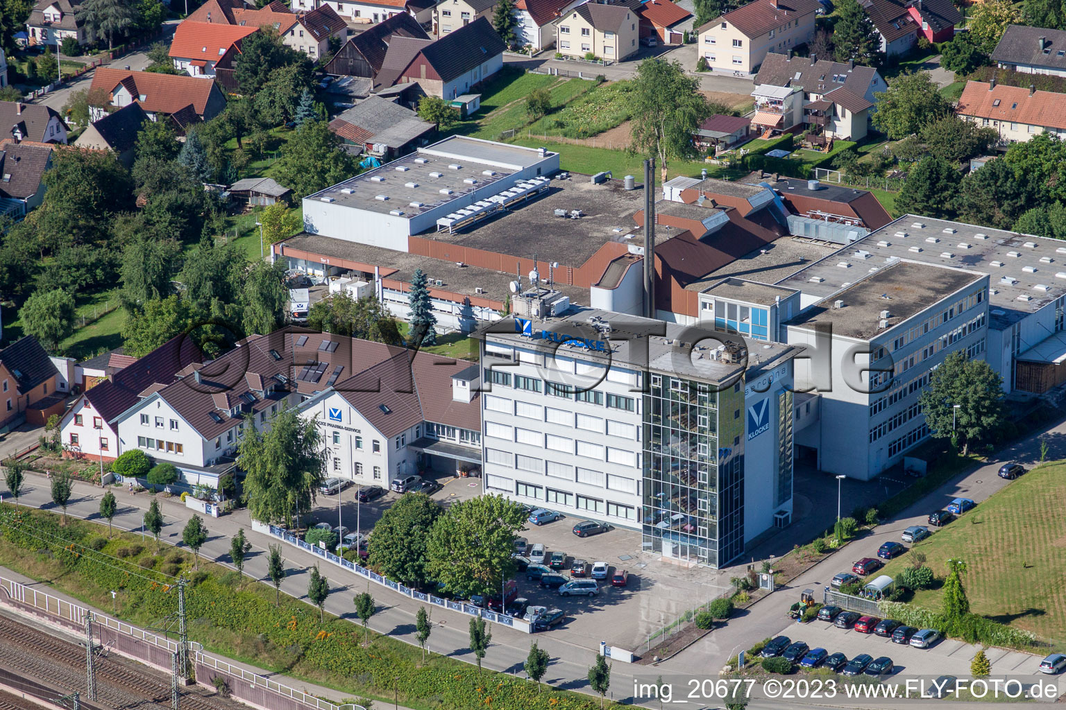 Schrägluftbild von Urloffen, Klocke Pharma GmbH in Appenweier im Bundesland Baden-Württemberg, Deutschland