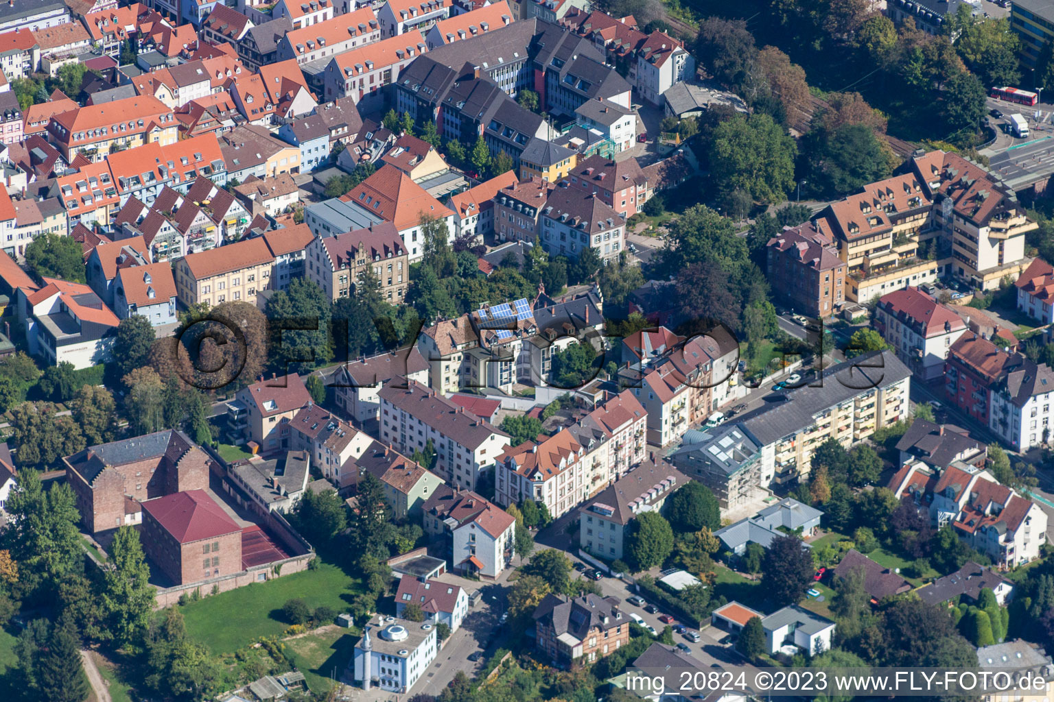 Luftaufnahme von Offenburg von Südosten im Bundesland Baden-Württemberg, Deutschland