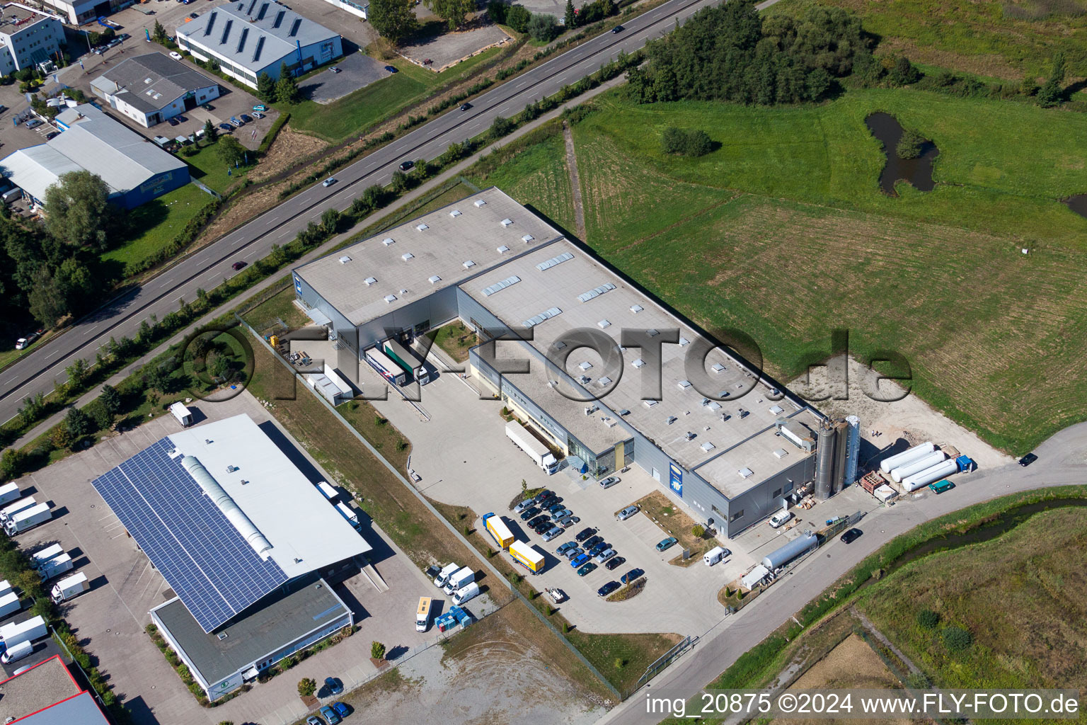 Gewerbegebiet und Firmenansiedlung mit W. Armbruster Teigwarenfabrik GmbH in Willstätt im Bundesland Baden-Württemberg, Deutschland