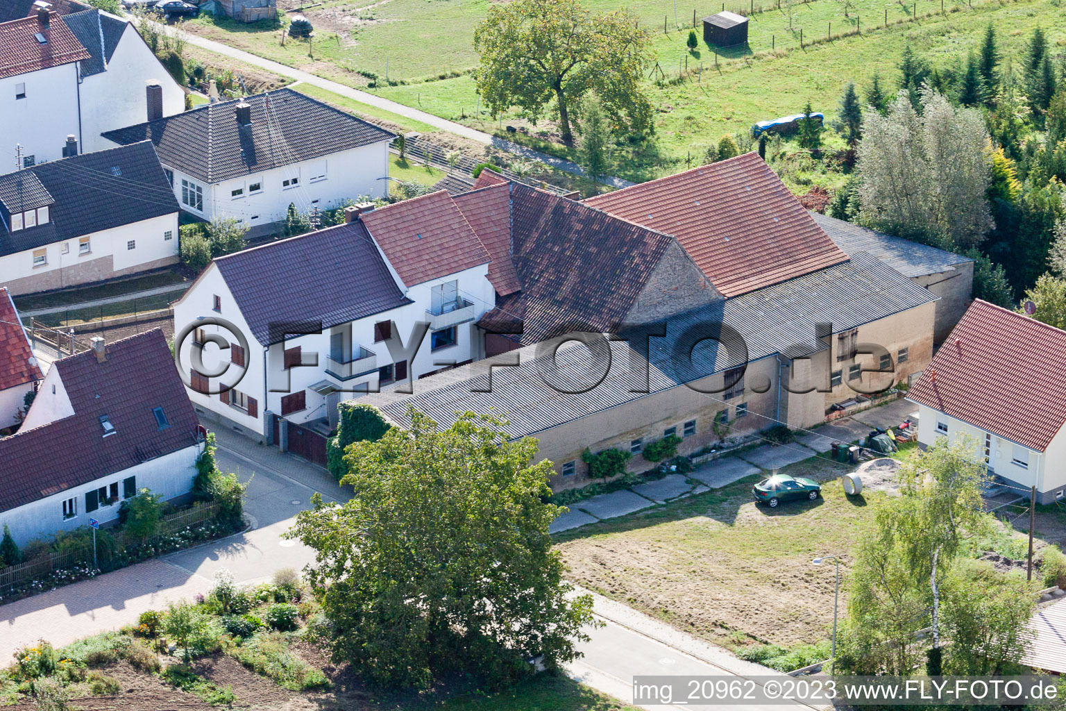 Freckenfeld, Am Brennofen im Bundesland Rheinland-Pfalz, Deutschland aus der Luft betrachtet