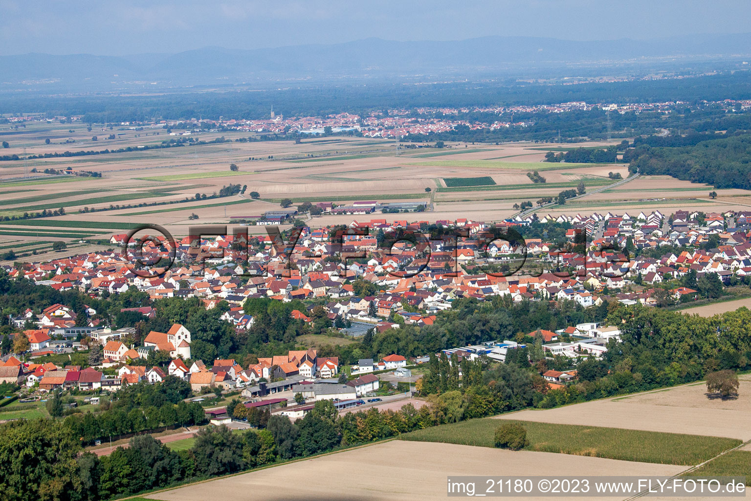 Hördt im Bundesland Rheinland-Pfalz, Deutschland von einer Drohne aus
