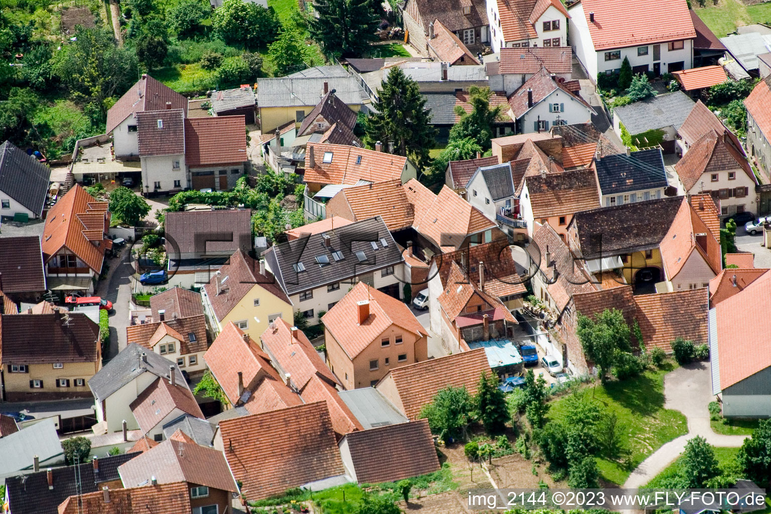Drohnenaufname von Ortsteil Arzheim in Landau in der Pfalz im Bundesland Rheinland-Pfalz, Deutschland
