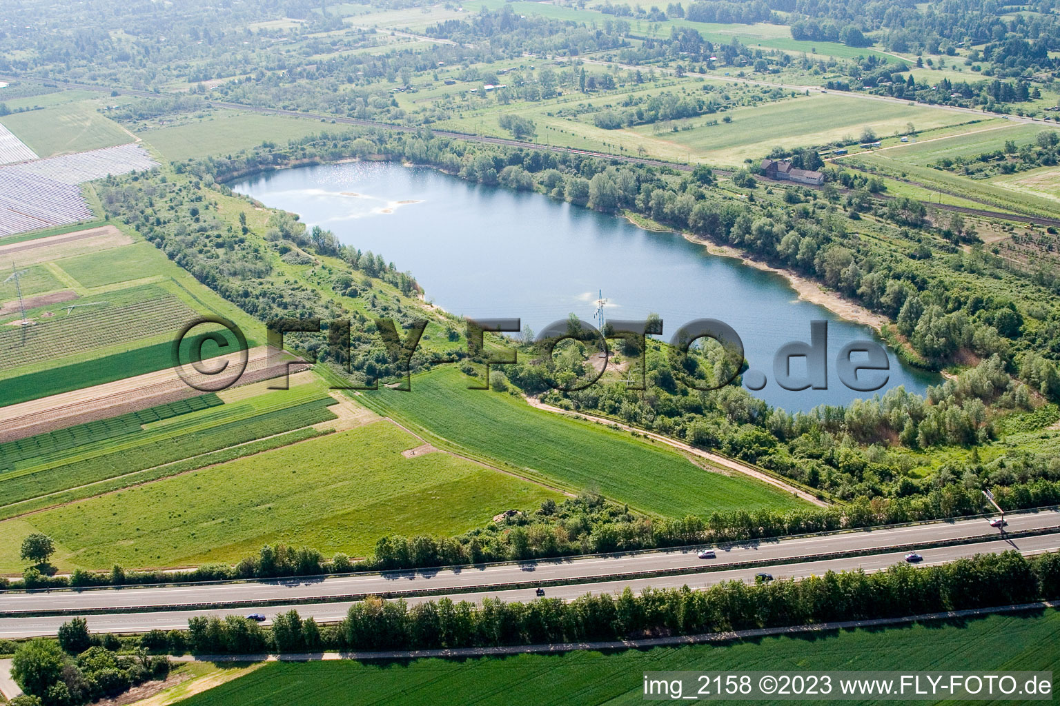 Drohnenbild von Haßloch im Bundesland Rheinland-Pfalz, Deutschland