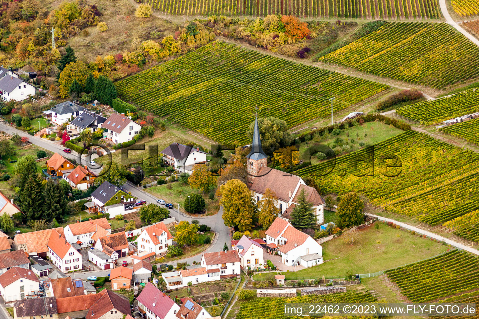 Luftbild von Ortsteil Rechtenbach in Schweigen-Rechtenbach im Bundesland Rheinland-Pfalz, Deutschland
