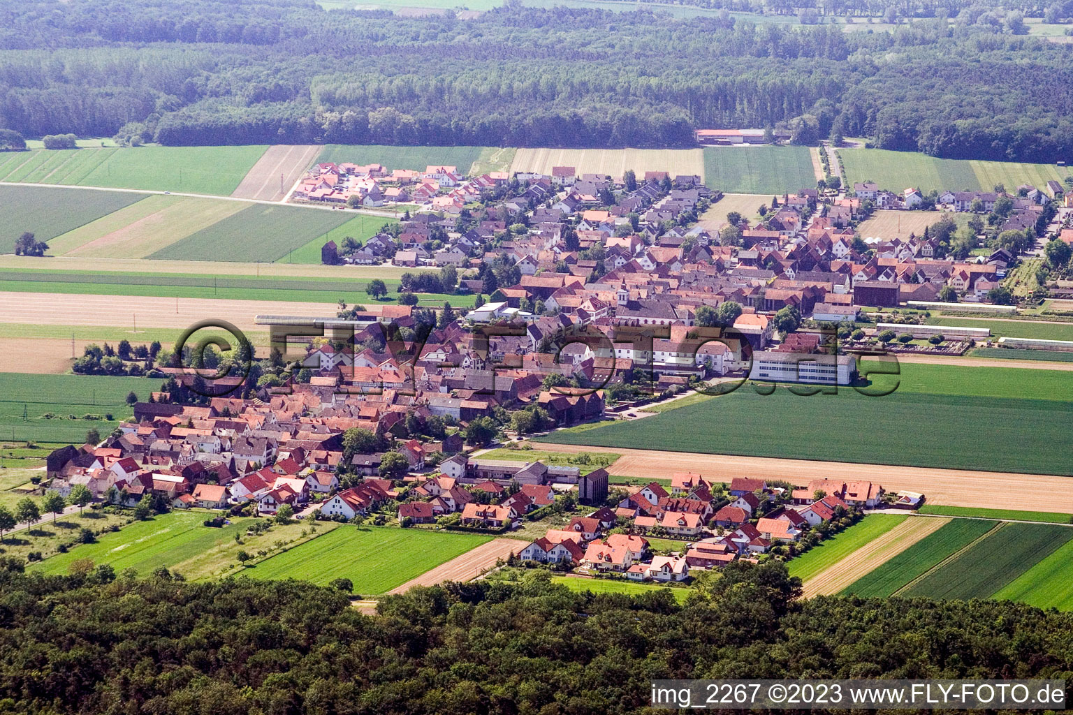 Ortsteil Hayna in Herxheim bei Landau/Pfalz im Bundesland Rheinland-Pfalz, Deutschland von oben