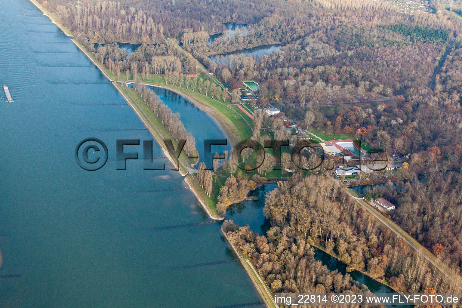 Luftbild von Karlsruhe, Rappenwörth, Rheinstrandbad im Ortsteil Daxlanden im Bundesland Baden-Württemberg, Deutschland