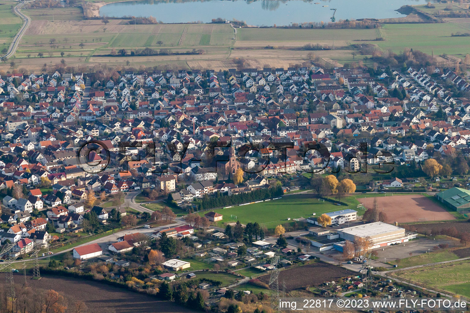 Ortsteil Forchheim in Rheinstetten im Bundesland Baden-Württemberg, Deutschland vom Flugzeug aus