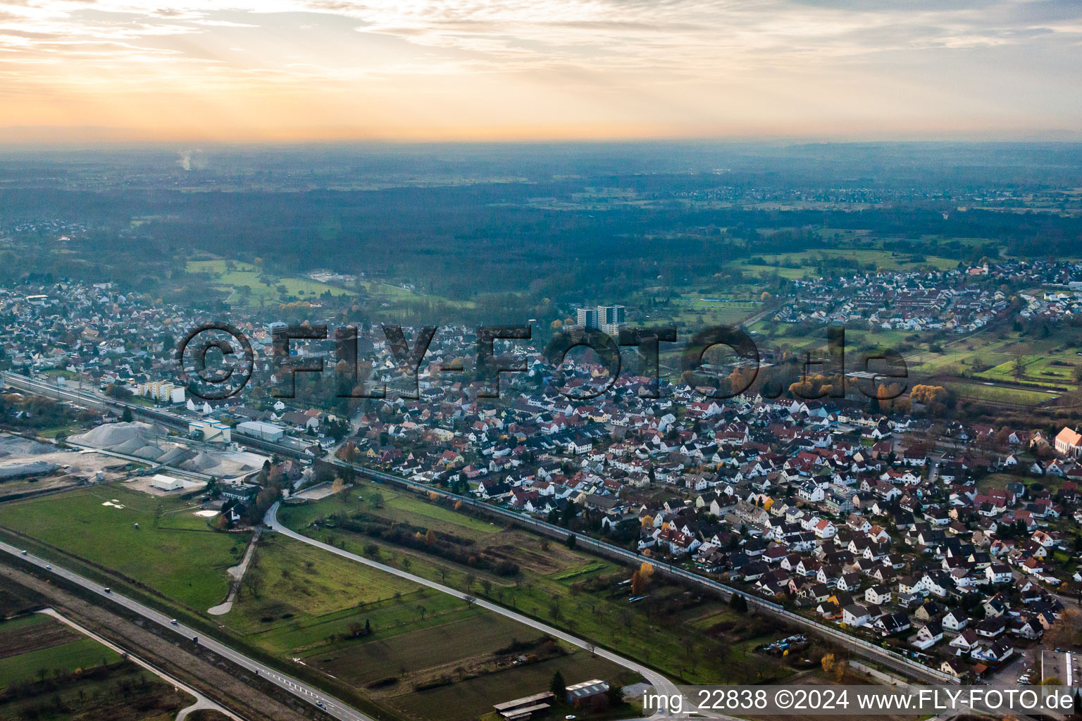 Hinter der B36 in Durmersheim im Bundesland Baden-Württemberg, Deutschland