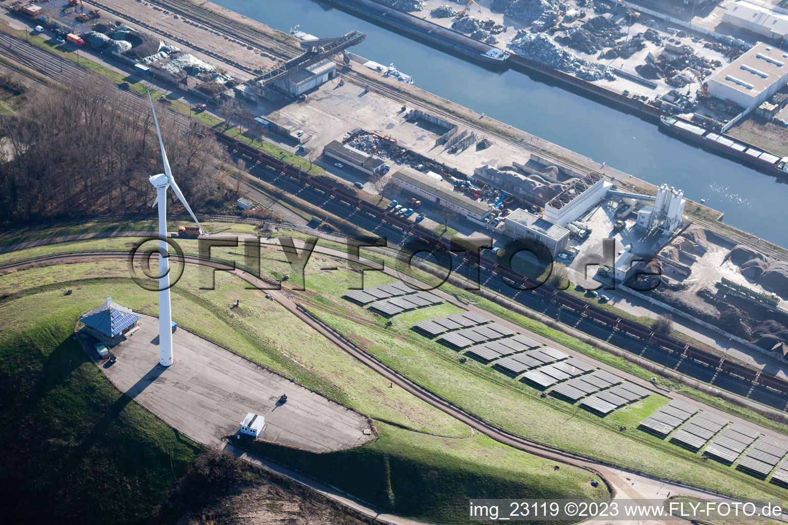 Karlsruhe, Rheinhafen im Bundesland Baden-Württemberg, Deutschland von einer Drohne aus