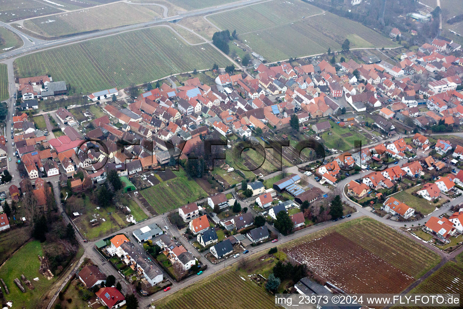 Luftbild von Ortsteil Mörzheim in Landau in der Pfalz im Bundesland Rheinland-Pfalz, Deutschland