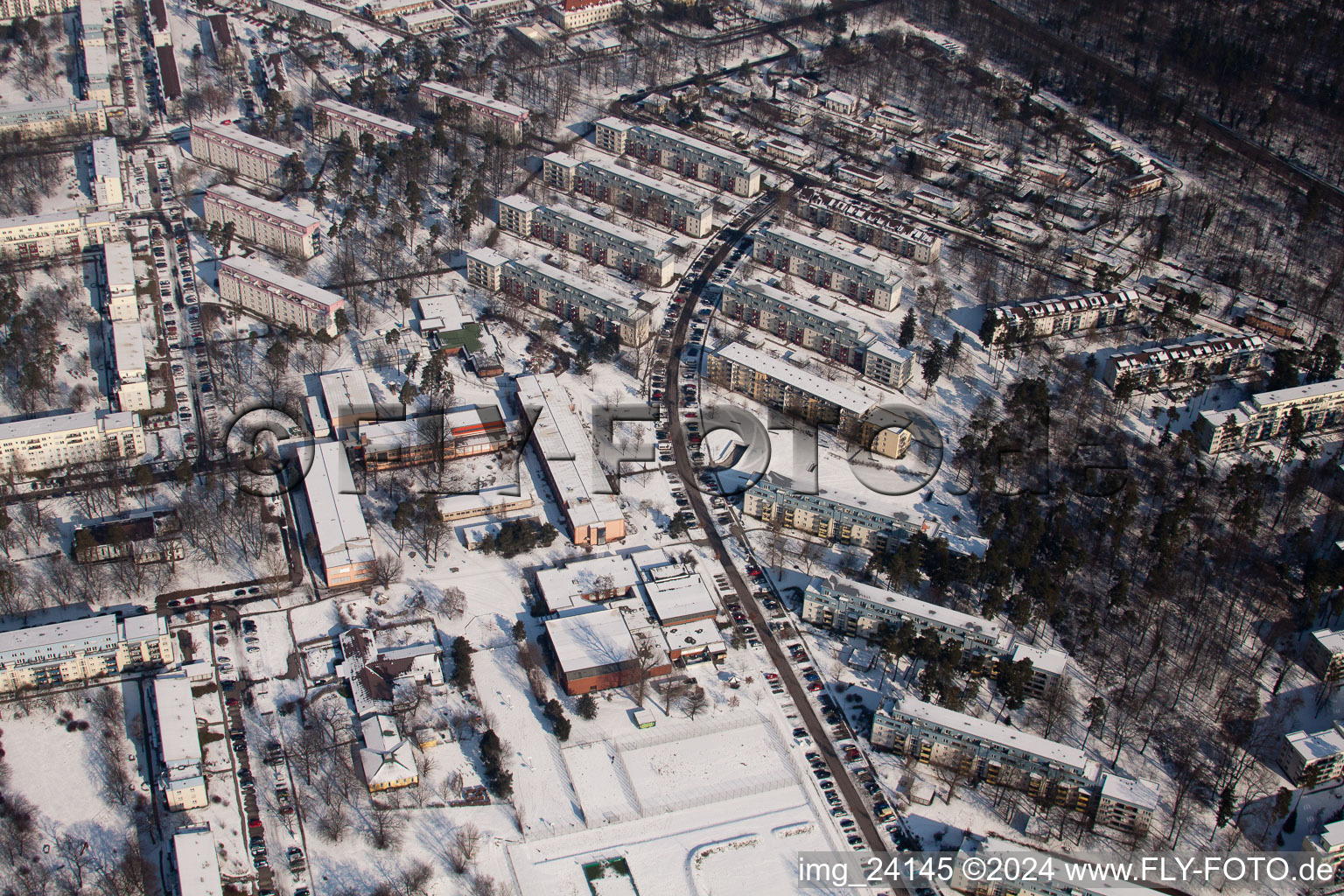 Luftbild von Tennesseeallee im Winter bei Schnee im Ortsteil Nordstadt in Karlsruhe im Bundesland Baden-Württemberg, Deutschland