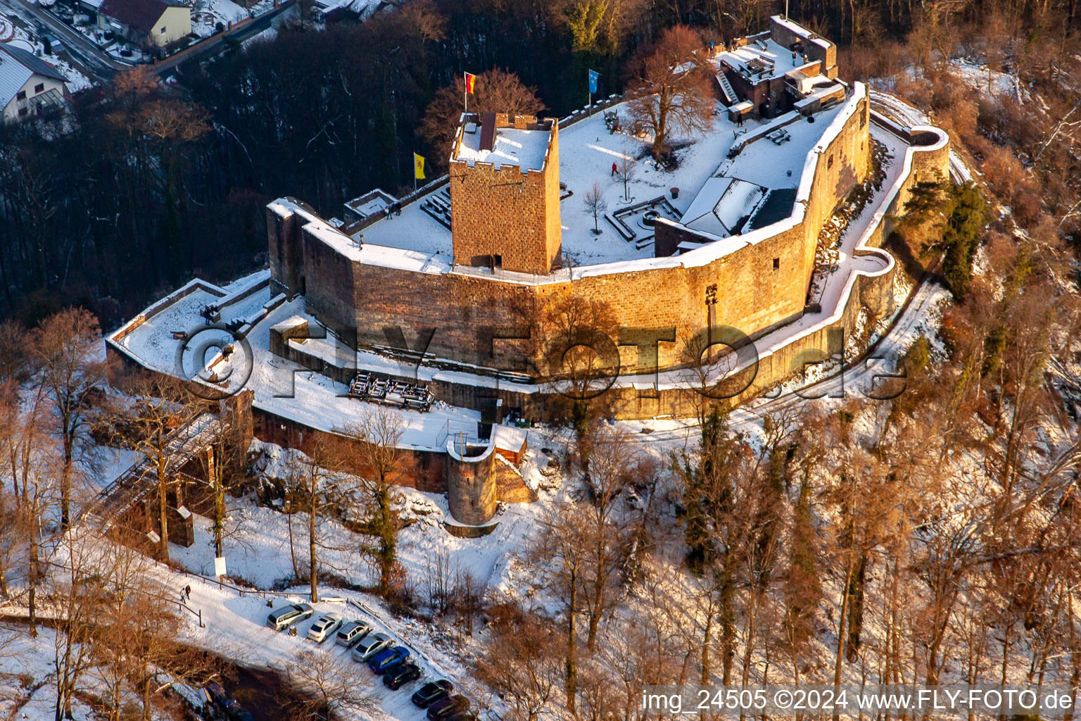 Ruine Landeck in Klingenmünster im Bundesland Rheinland-Pfalz, Deutschland vom Flugzeug aus