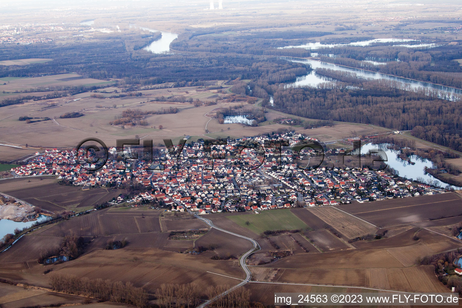 Leimersheim von Südwesten im Bundesland Rheinland-Pfalz, Deutschland