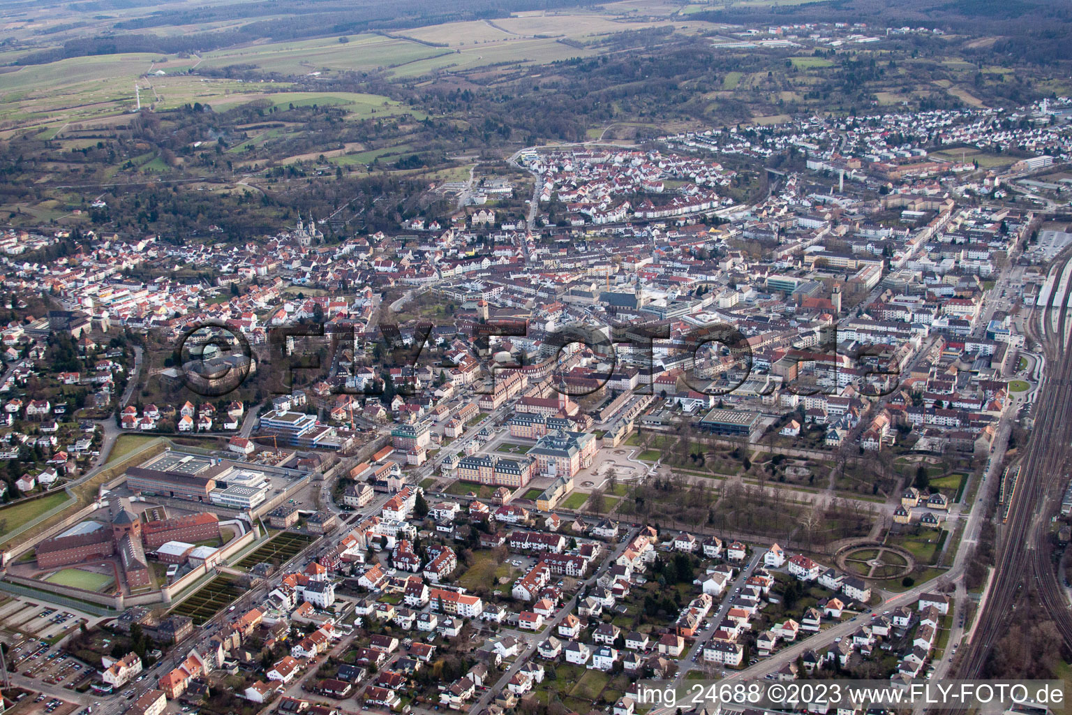Luftbild von Von Nordwesten in Bruchsal im Bundesland Baden-Württemberg, Deutschland