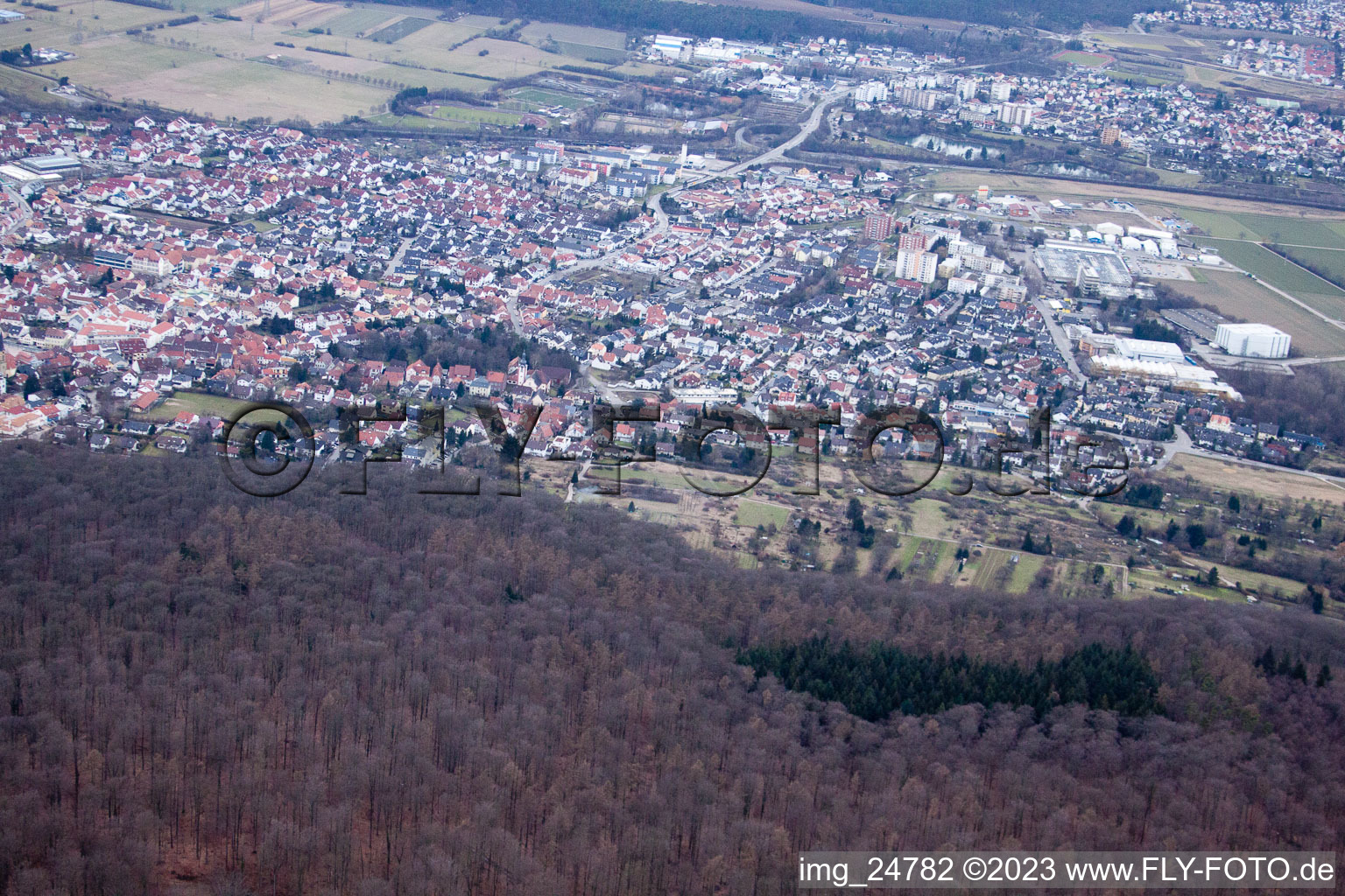 Nußloch, Kalksteinbruch im Bundesland Baden-Württemberg, Deutschland von oben gesehen