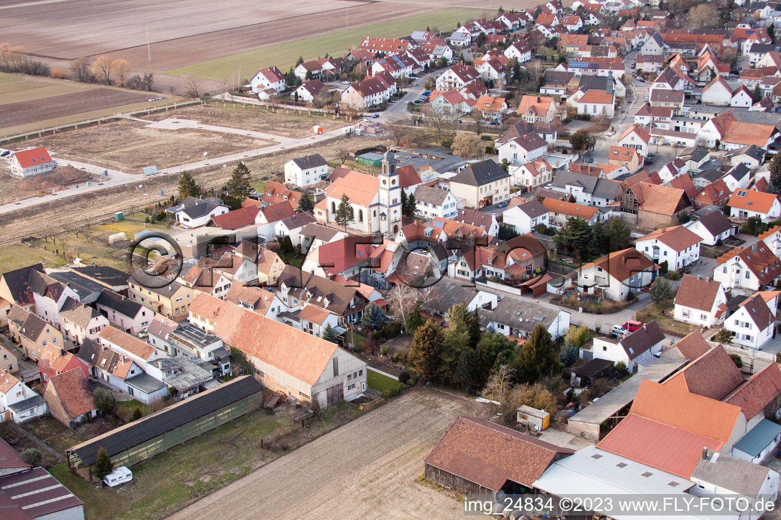 Ortsteil Mörlheim in Landau in der Pfalz im Bundesland Rheinland-Pfalz, Deutschland von der Drohne aus gesehen