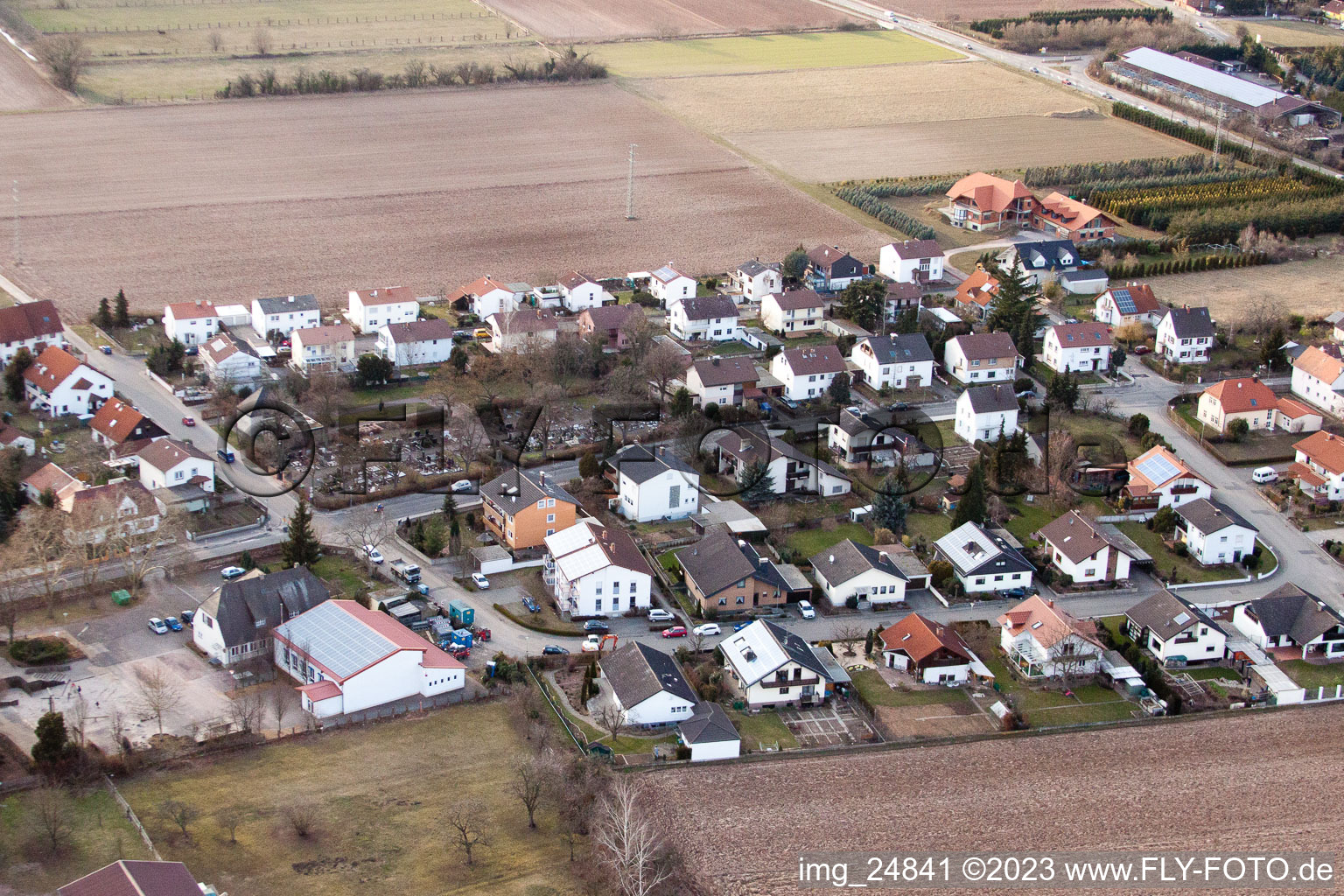 Ortsteil Mörlheim in Landau in der Pfalz im Bundesland Rheinland-Pfalz, Deutschland von oben gesehen