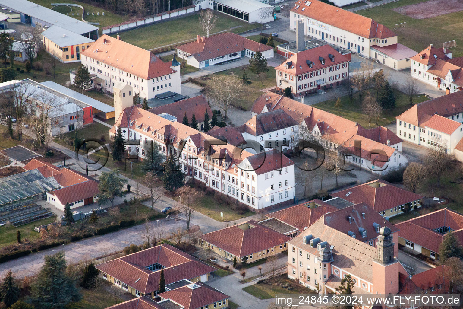 Schrägluftbild von Stift, Jakob-Reeb-Schule‎  Jugendwerk St. Josef‎ in Landau in der Pfalz im Bundesland Rheinland-Pfalz, Deutschland