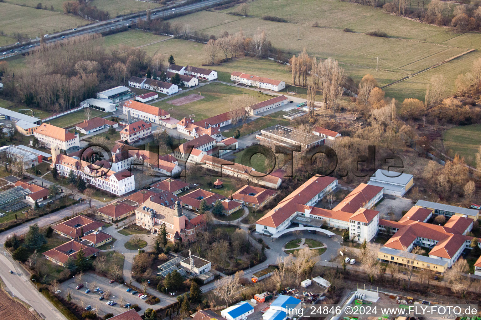 Stift, Jakob-Reeb-Schule‎  Jugendwerk St. Josef‎ in Landau in der Pfalz im Bundesland Rheinland-Pfalz, Deutschland von oben