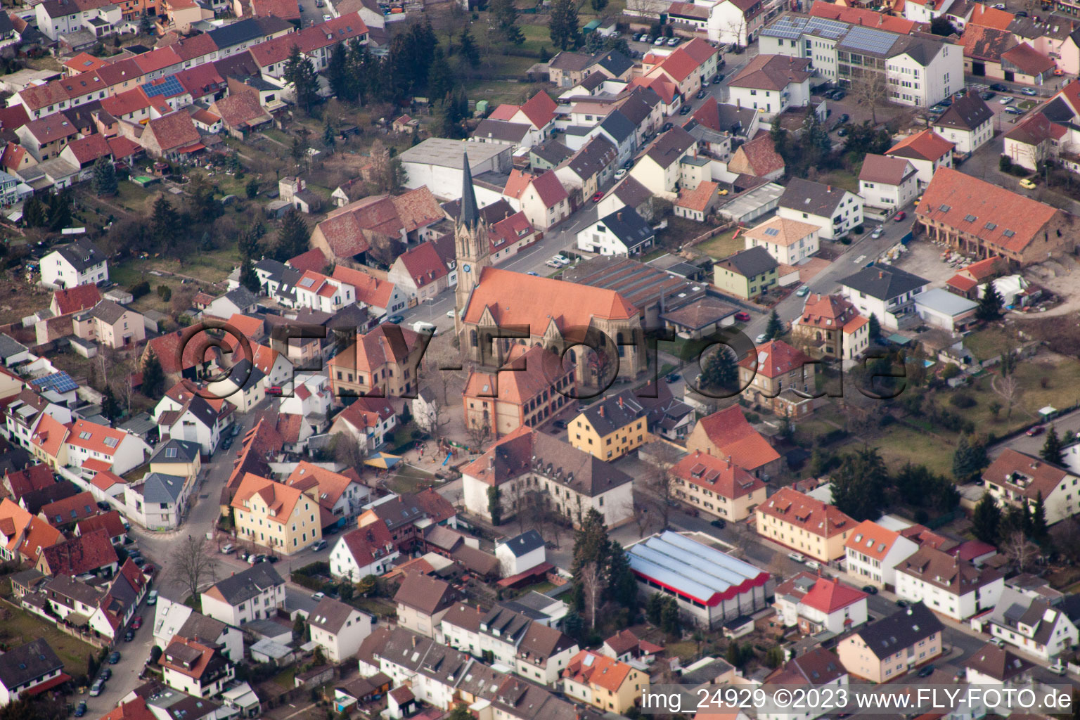 Luftbild von Schutzengelkirche in Brühl im Bundesland Baden-Württemberg, Deutschland