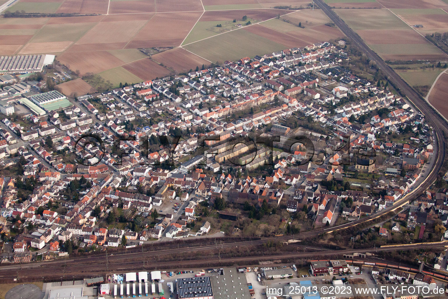 Ortsteil Friedrichsfeld in Mannheim im Bundesland Baden-Württemberg, Deutschland von oben gesehen