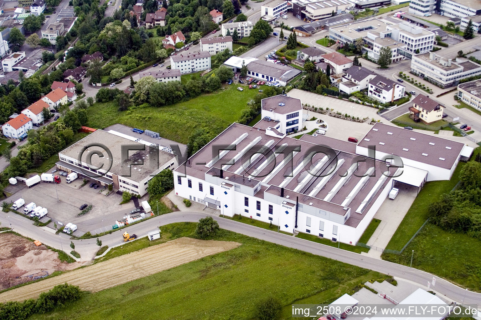 Luftbild von Gewerbegebiet und Firmenansiedlung Dennigstraße mit Versandhaus Wenz in Pforzheim im Bundesland Baden-Württemberg, Deutschland