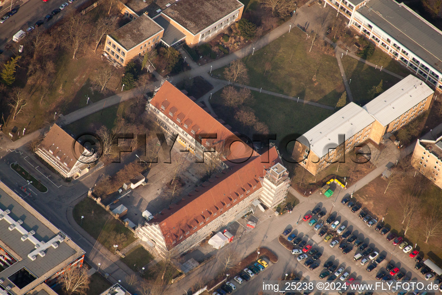 Neuostheim, Projekt EASTSITE der B.A.U. Bauträgergesellschaft mbH in Mannheim im Bundesland Baden-Württemberg, Deutschland von der Drohne aus gesehen