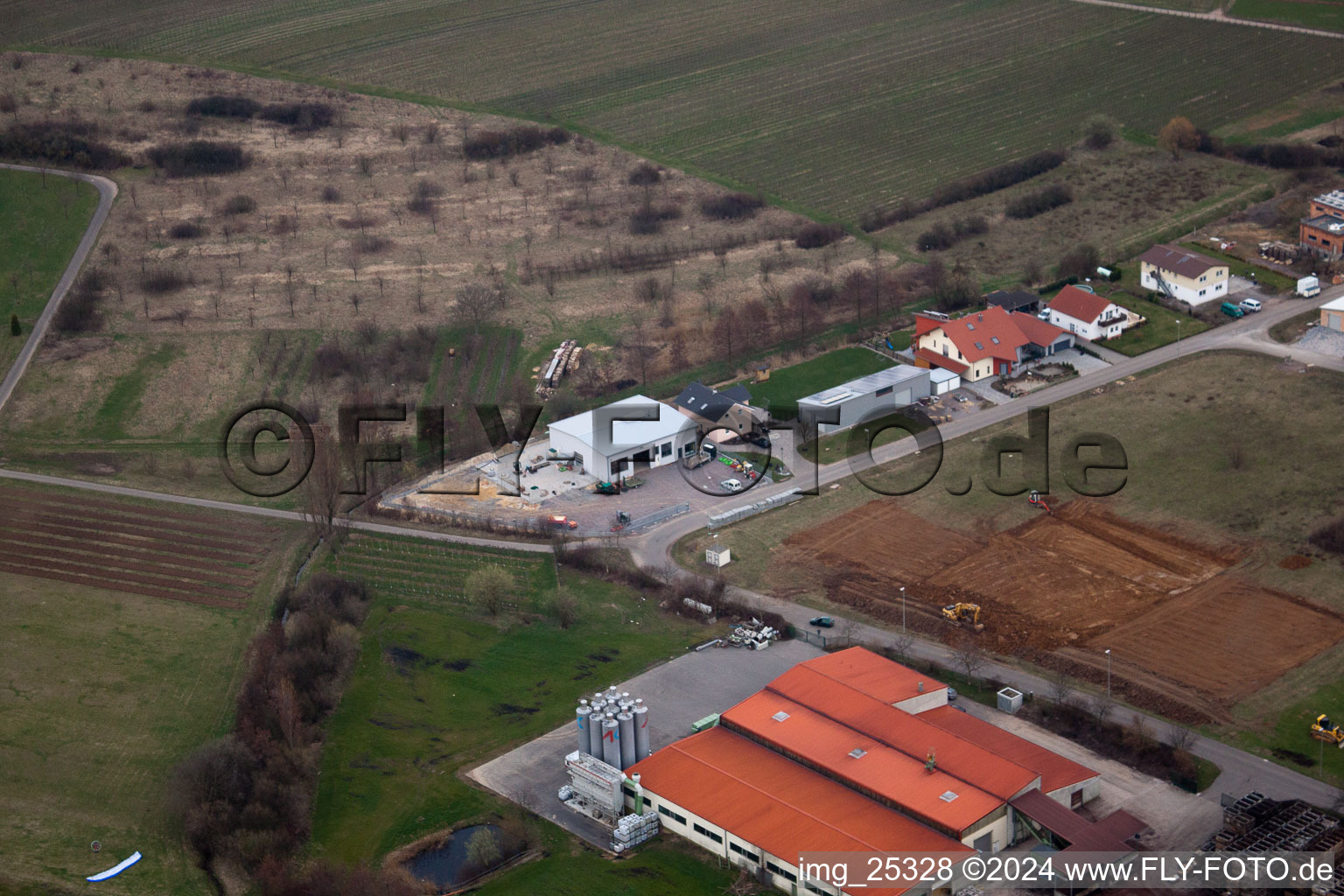 Luftbild von An der Ahlmühle in Ilbesheim bei Landau in der Pfalz im Bundesland Rheinland-Pfalz, Deutschland